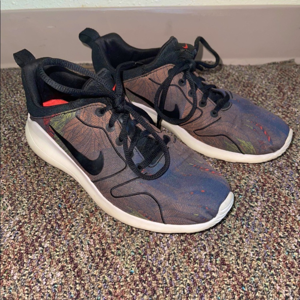 Nike Sneakers